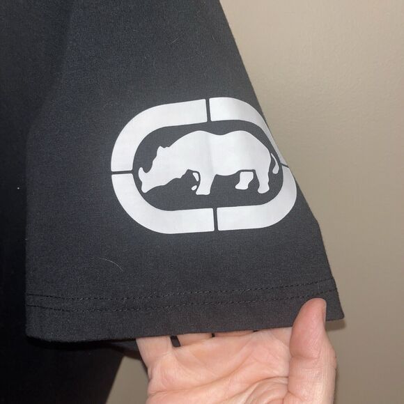 Ecko Unlimited Black Short Sleeve Tee - Picture 2 of 10